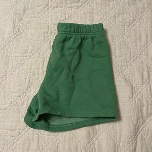 Aritzia Tna Cozy Fleece Perfect High-Rise 3” Sweatshort